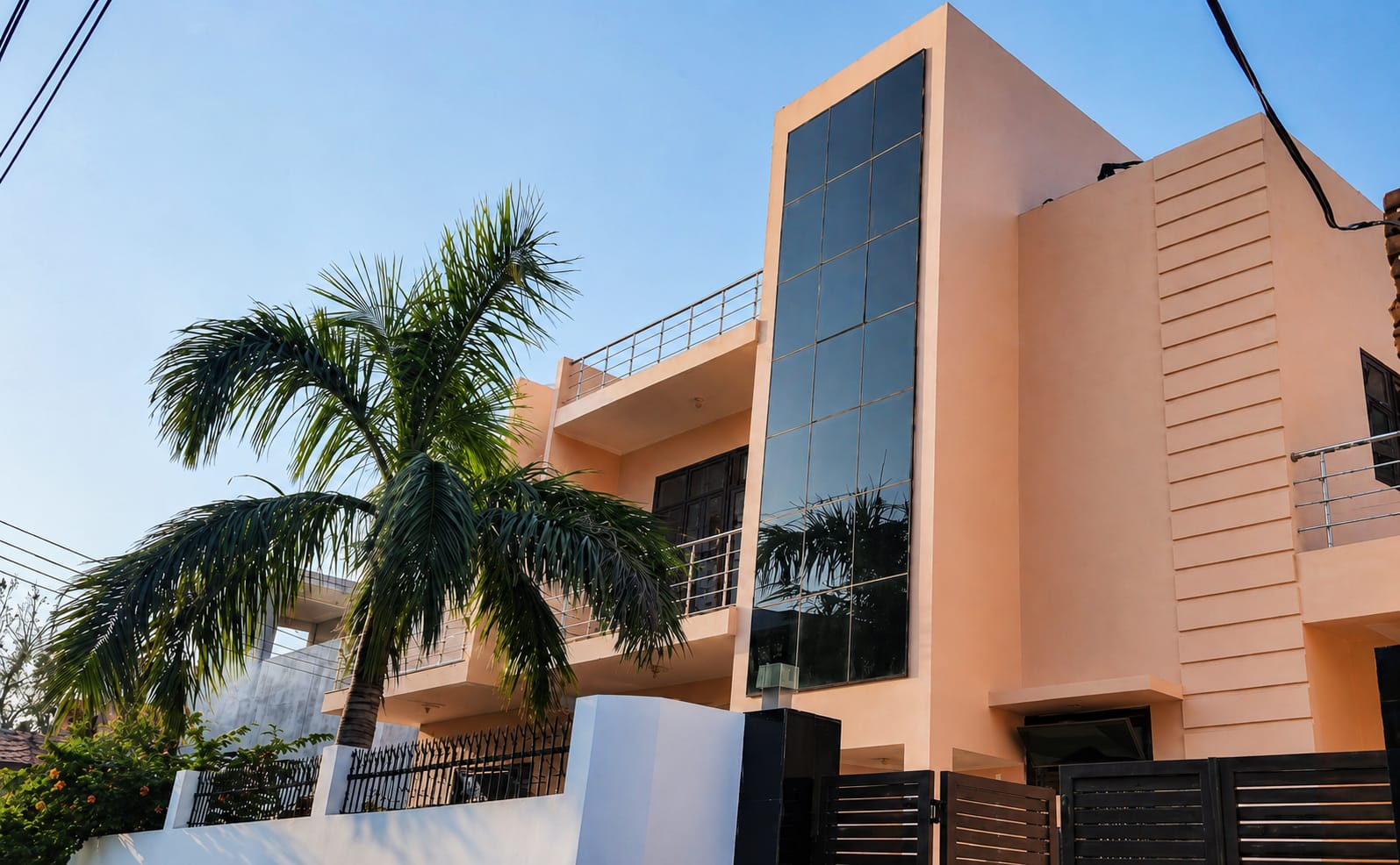 SiddhiVinayak PG Building