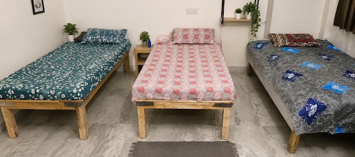 Standard Sharing Room Image